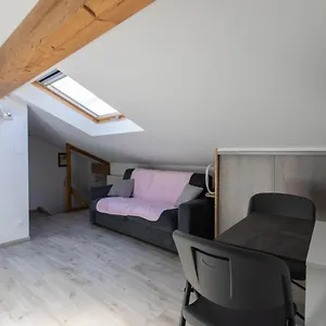  Appartement Le Coq Petit En Centre D'embrun